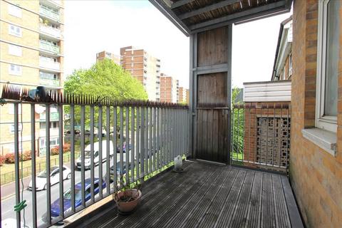 1 bedroom flat to rent, Mclagan House, Grantham Road, London, E12