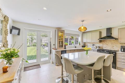 5 bedroom detached house for sale, Villa Way, Wootton, Northampton
