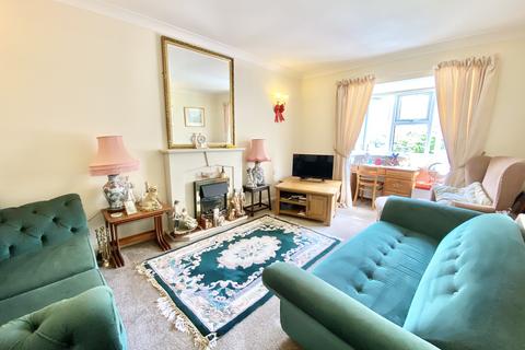 1 bedroom flat for sale, Berkeley Court, Moorside Road, Ferndown, Dorset, BH22