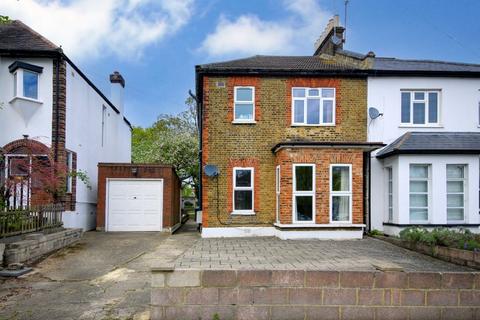 FRIERN PARK, NORTH FINCHLEY, N12