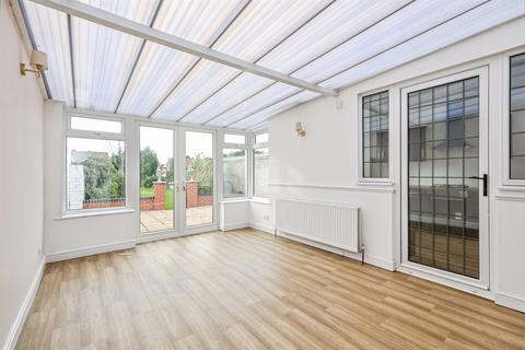 3 bedroom detached house for sale, Mansfield Road, WORKSOP