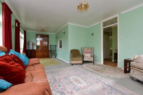 3 bedroom detached bungalow for sale, Greenacre Drive, Deal CT14
