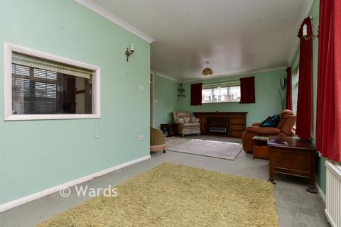 3 bedroom detached bungalow for sale, Greenacre Drive, Deal CT14