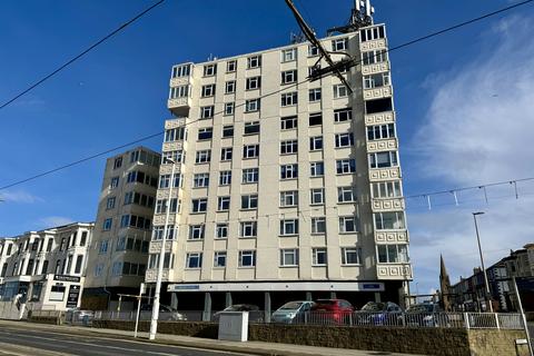 2 bedroom apartment for sale, Promenade, Blackpool FY1