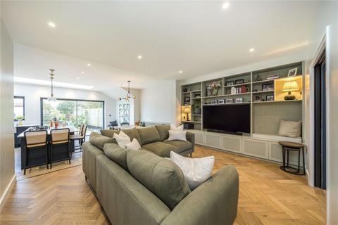 4 bedroom semi-detached house for sale, Woodyates Road, London