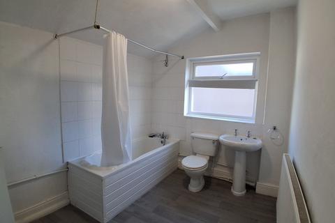 2 bedroom terraced house to rent, 16 Esk Street, Middlesbrough TS3