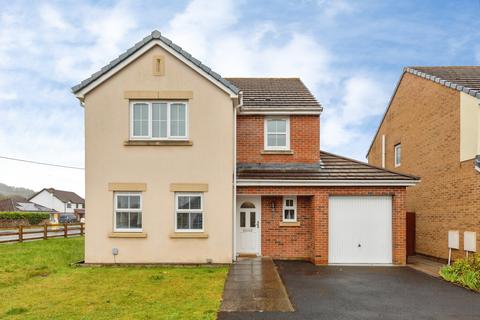 4 bedroom detached house for sale, Cwrt Lando, Burry Port SA16