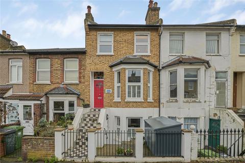 4 bedroom house for sale, Ronver Road, Lee