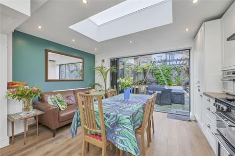 4 bedroom house for sale, Ronver Road, Lee