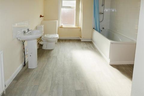 2 bedroom terraced house for sale, Mayors Walk, PETERBOROUGH