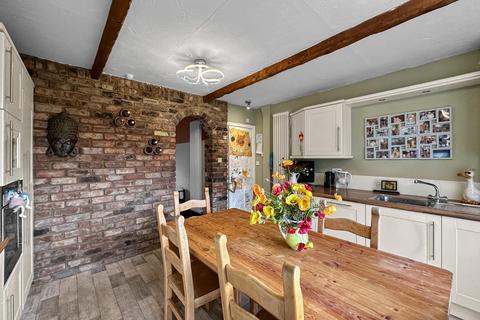 2 bedroom semi-detached house for sale, Houldsworth Avenue, Timperley, Altrincham