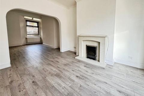 3 bedroom terraced house to rent, Barff Road, Greater Manchester M5