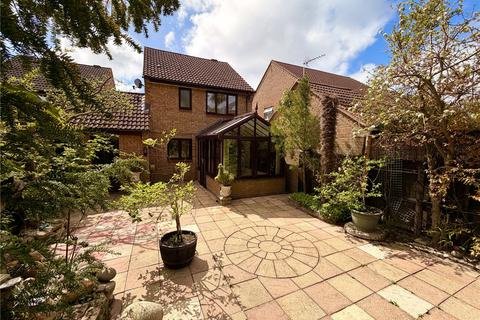3 bedroom detached house for sale, Doulton Gardens, Whitecliff, Poole, BH14