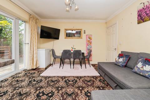 2 bedroom bungalow for sale, Randolph Close, BRISTOL, Avon, BS13