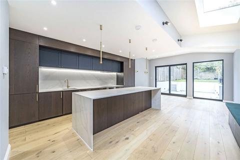 4 bedroom terraced house to rent, Drakefell Road, Brockley