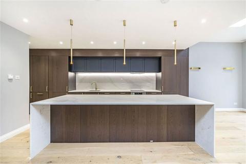 4 bedroom terraced house to rent, Drakefell Road, Brockley