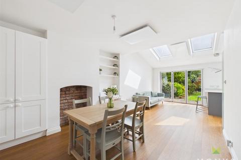 3 bedroom semi-detached house for sale, Monkmoor Avenue, Shrewsbury