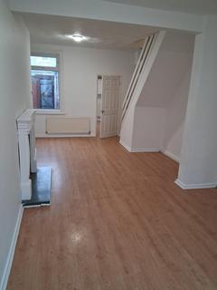 2 bedroom terraced house to rent, Middlesbrough TS1