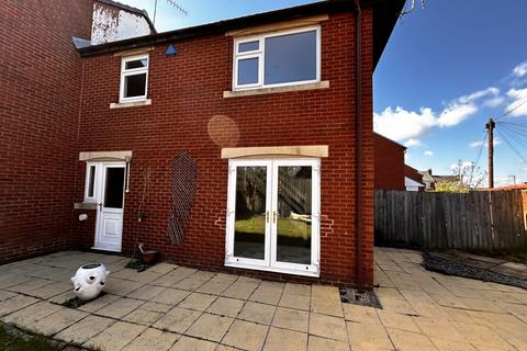 2 bedroom terraced house for sale, Kings Close, Gateshead, Tyne and Wear, NE8 3PW