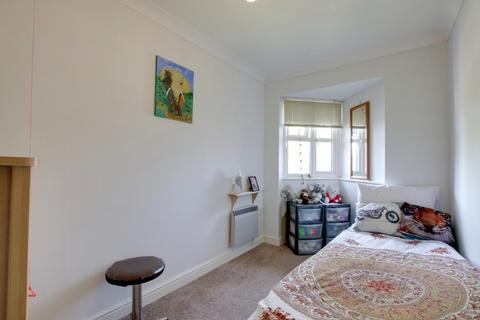 2 bedroom retirement property for sale, TIVERTON COURT, FAREHAM