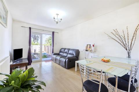 4 bedroom end of terrace house for sale, Lindsay Road, Worcester Park