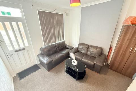 2 bedroom terraced house for sale, St. Pauls Terrace, Nottingham NG7