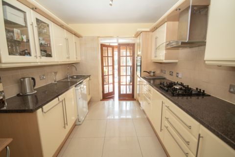 5 bedroom semi-detached house for sale, Albury Drive, Pinner, Middlesex HA5