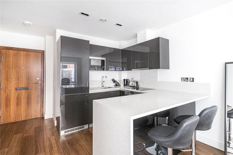 Studio for sale, Longfield Avenue, London, W5
