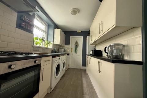 4 bedroom house to rent, Plym Street, Plymouth PL4