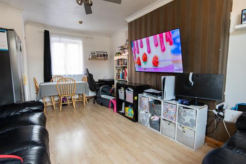 3 bedroom end of terrace house for sale, Patterson Place, Mansfield NG18