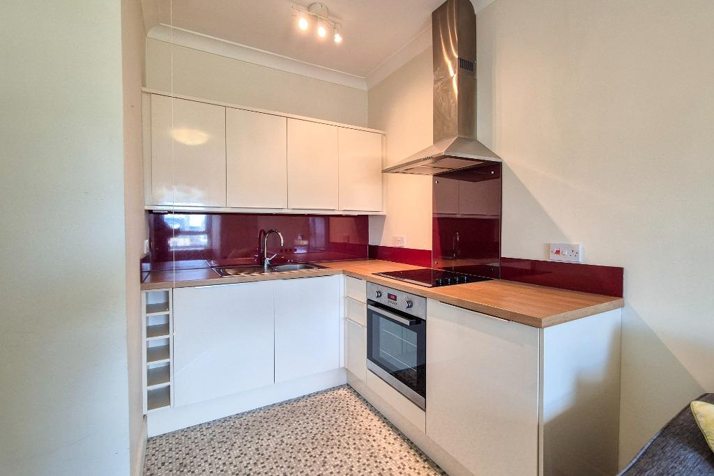 Apartment in Edinburgh - View 3