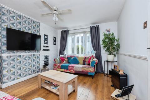 3 bedroom semi-detached house for sale, Repington Row, Leicester