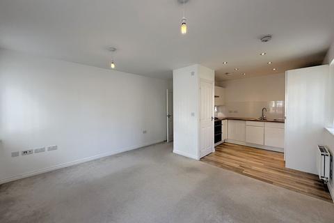 2 bedroom flat for sale, Sullivan Court, Biggleswade, SG18