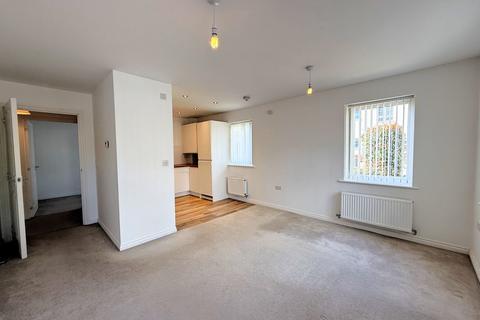 2 bedroom flat for sale, Sullivan Court, Biggleswade, SG18