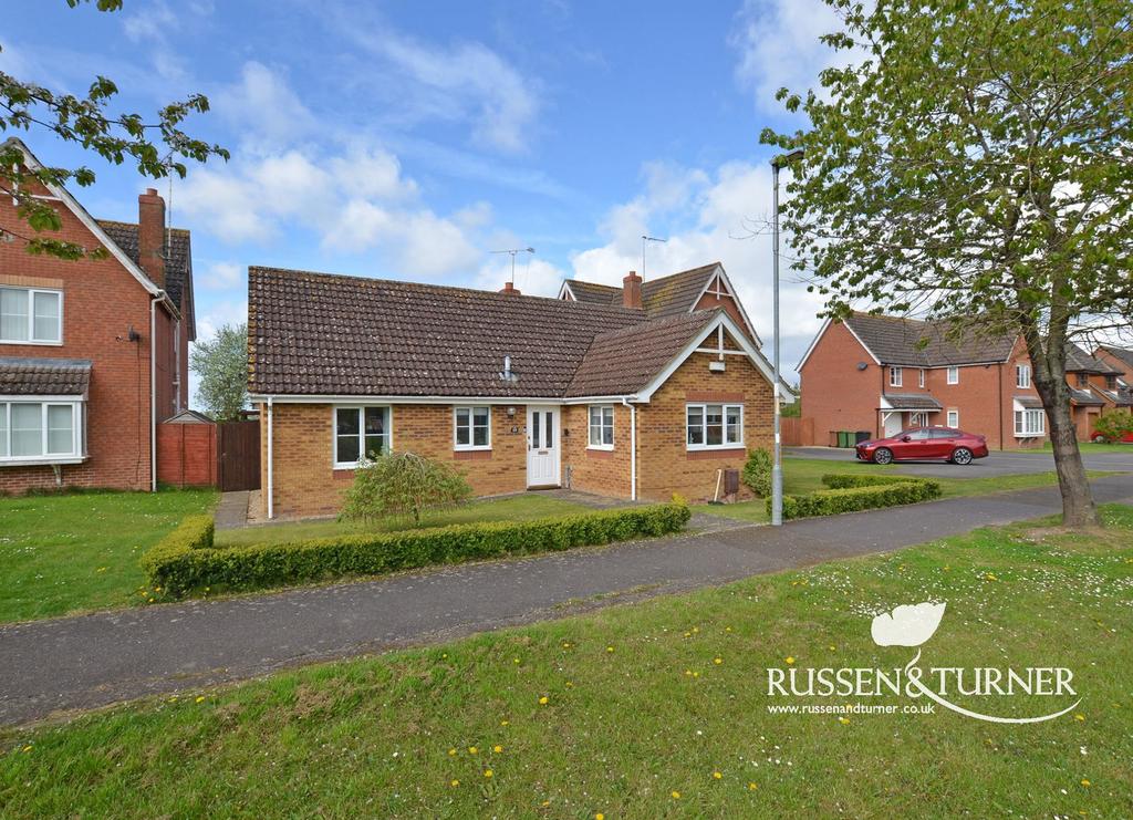 Lewis Drive, Kings Lynn PE34 3 bed detached bungalow for sale - £290,000