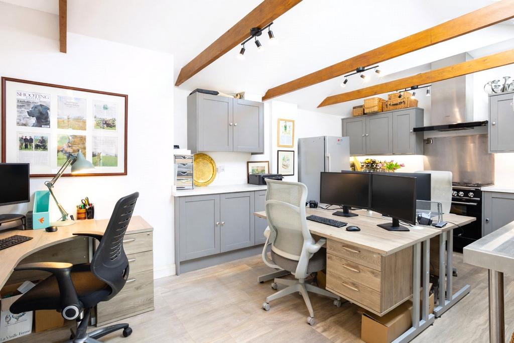 2nd Kitchen/Office