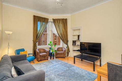 3 bedroom flat for sale, Forrest Road, Edinburgh, EH1
