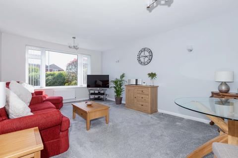 2 bedroom ground floor flat for sale, Alinora Crescent Goring-by-Sea, BN12