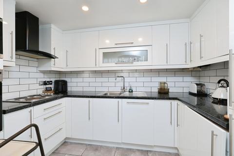 1 bedroom retirement property for sale, Furzehill Road, Borehamwood