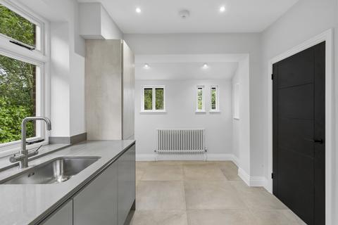 2 bedroom cottage for sale, Hillside Manor Cottages Brookshill, Harrow, HA3