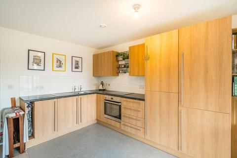 1 bedroom flat for sale, Mostyn Road, London SW9