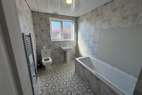 3 bedroom terraced house to rent, Alder Road, Peterlee, SR8
