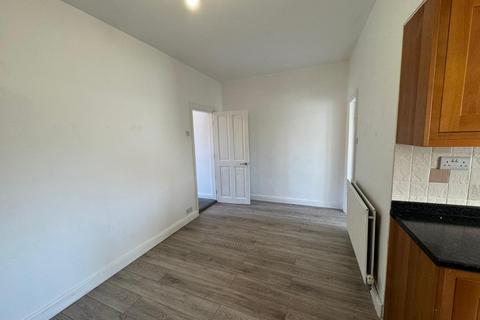 3 bedroom terraced house to rent, Alder Road, Peterlee, SR8