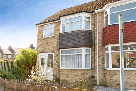 3 bedroom semi-detached house for sale, Queens Close, Cottingham