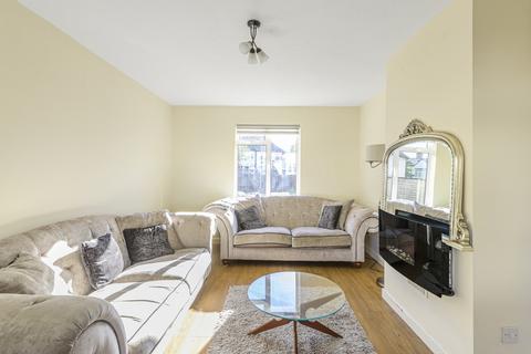 4 bedroom semi-detached house to rent, Raymond Road Beckenham BR3