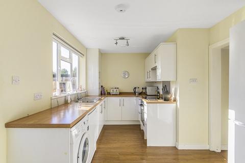 4 bedroom semi-detached house to rent, Raymond Road Beckenham BR3