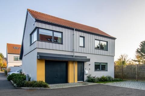 3 bedroom detached house for sale, Fairfield End, Cambridge