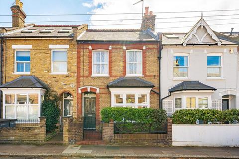 Northcote Road, St Margarets TW1