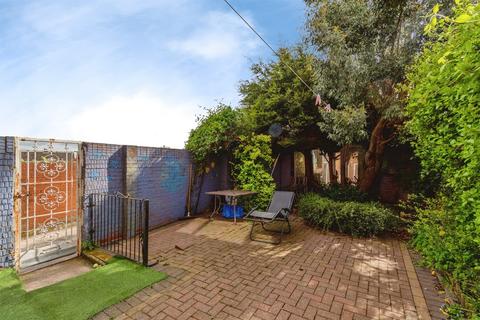 1 bedroom ground floor flat for sale, Sunbeam Drive, Walsall