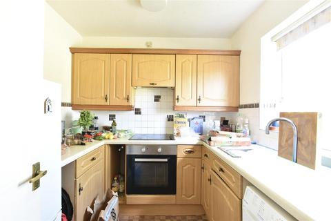 2 bedroom terraced house to rent, Nicholas Gardens, York